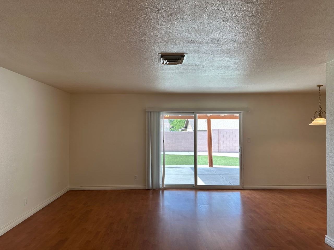 6409 Churchfield Blvd - Photo 5 of 19