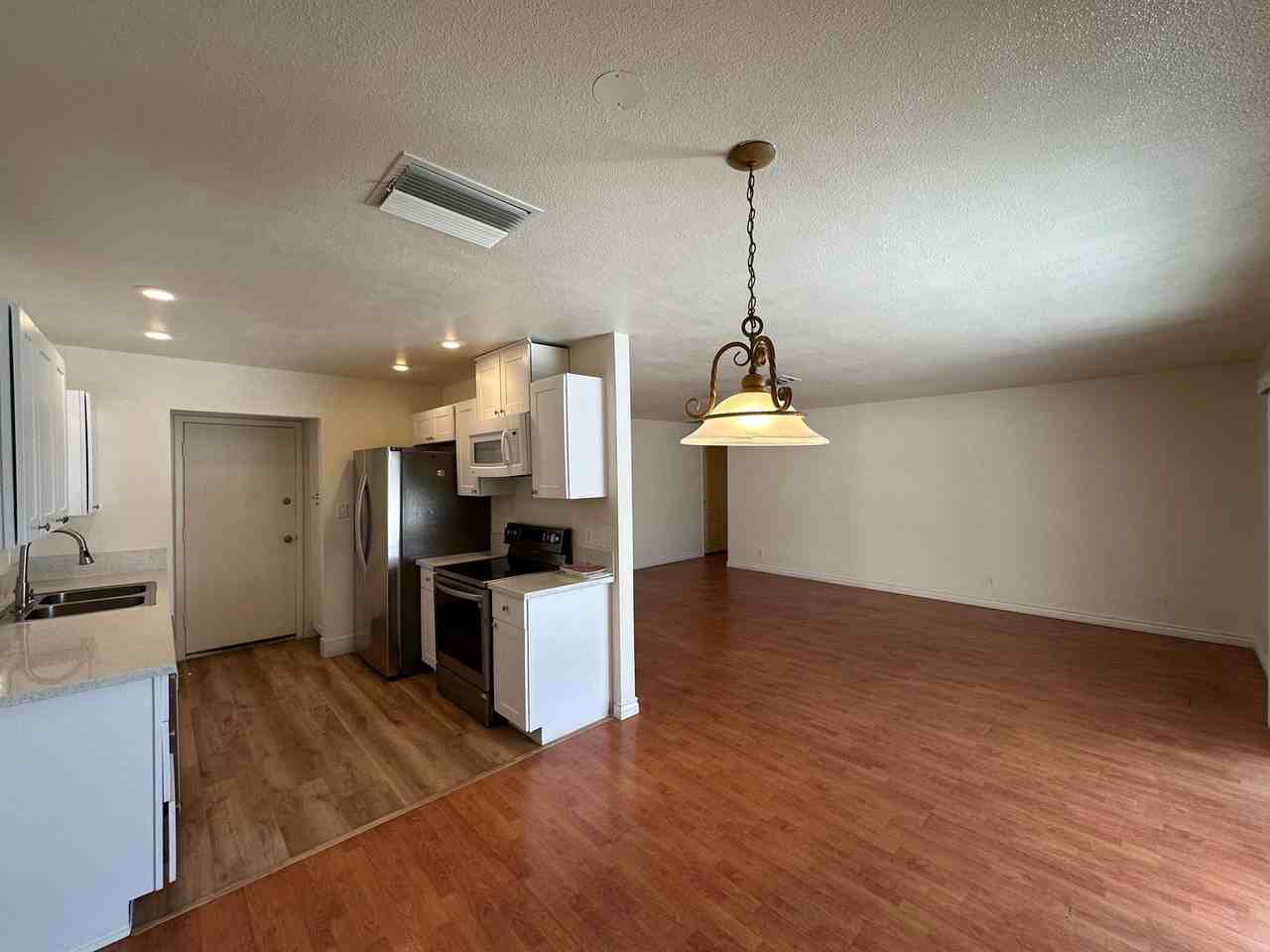 6409 Churchfield Blvd - Photo 6 of 19