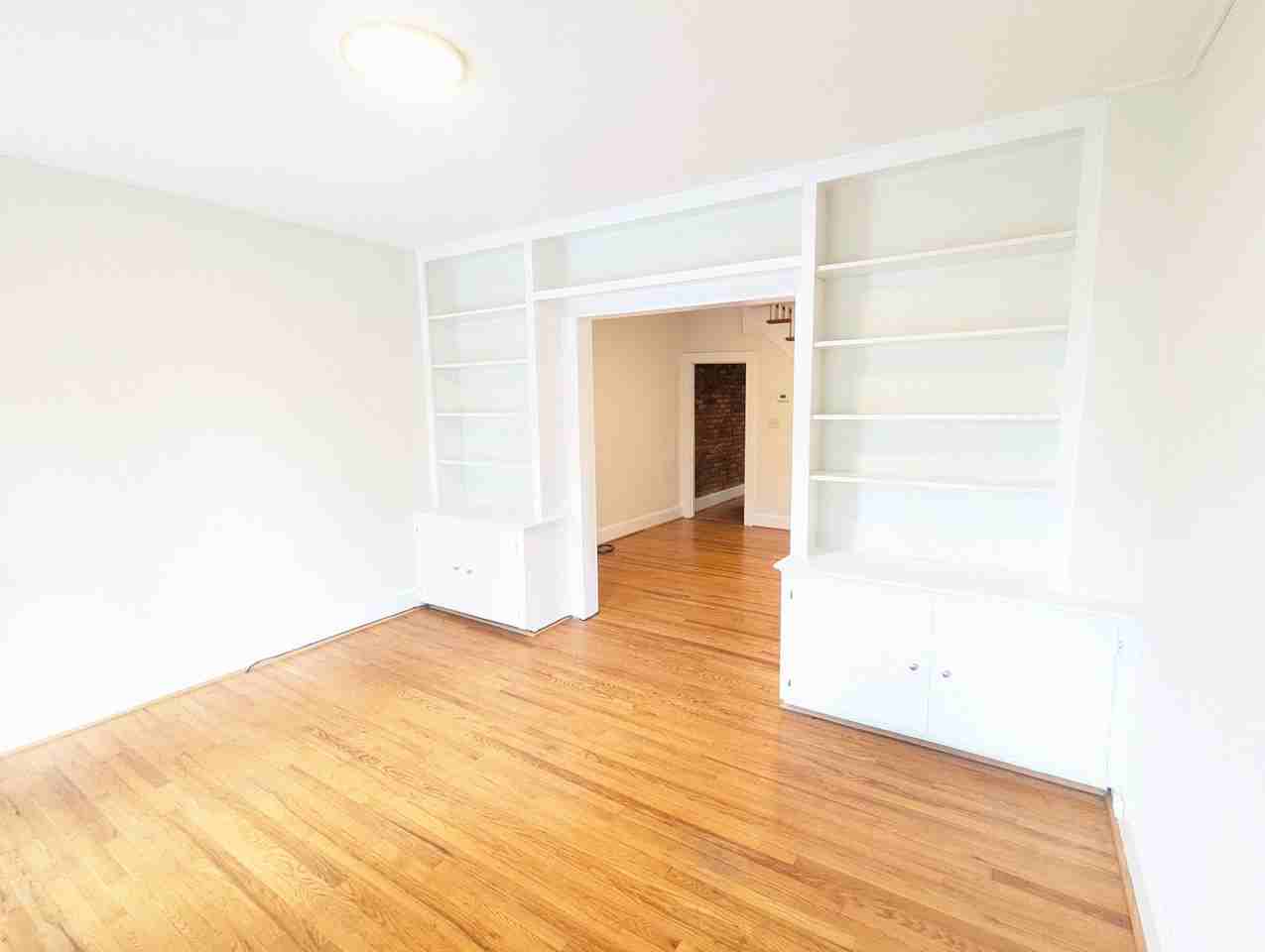 640 Trail Ave - Photo 5 of 40