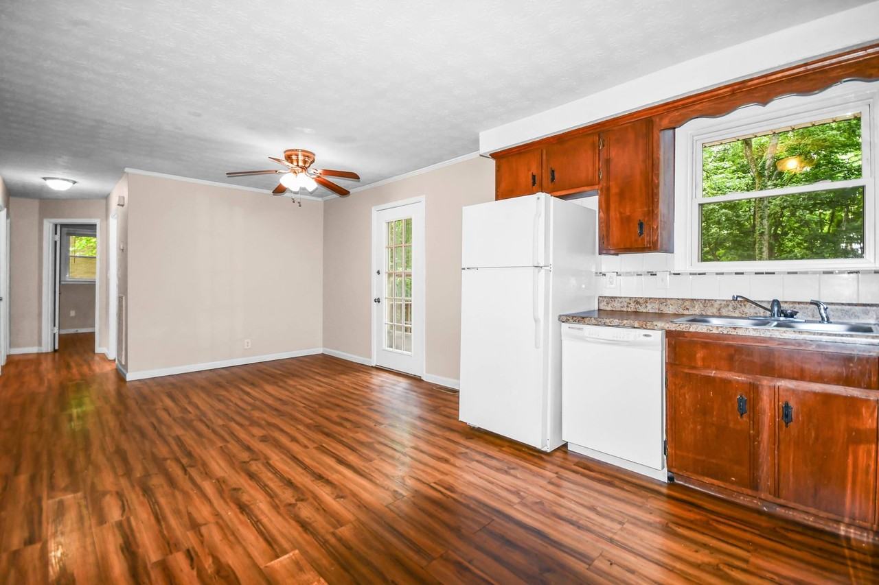 706 Kingsbury Rd - Photo 6 of 15