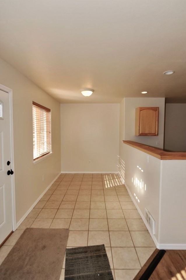 13948 N Cassia St #2 - Photo 4 of 21