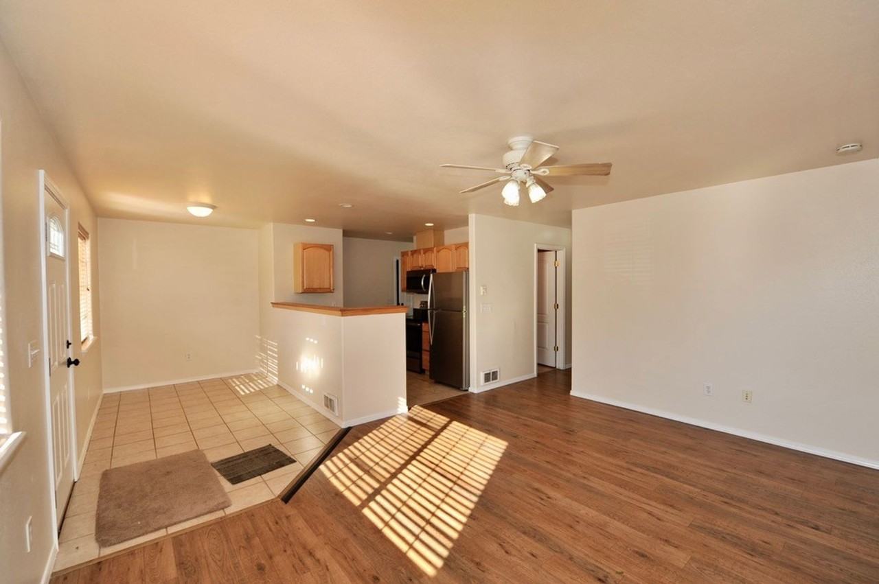 13948 N Cassia St #2 - Photo 5 of 21