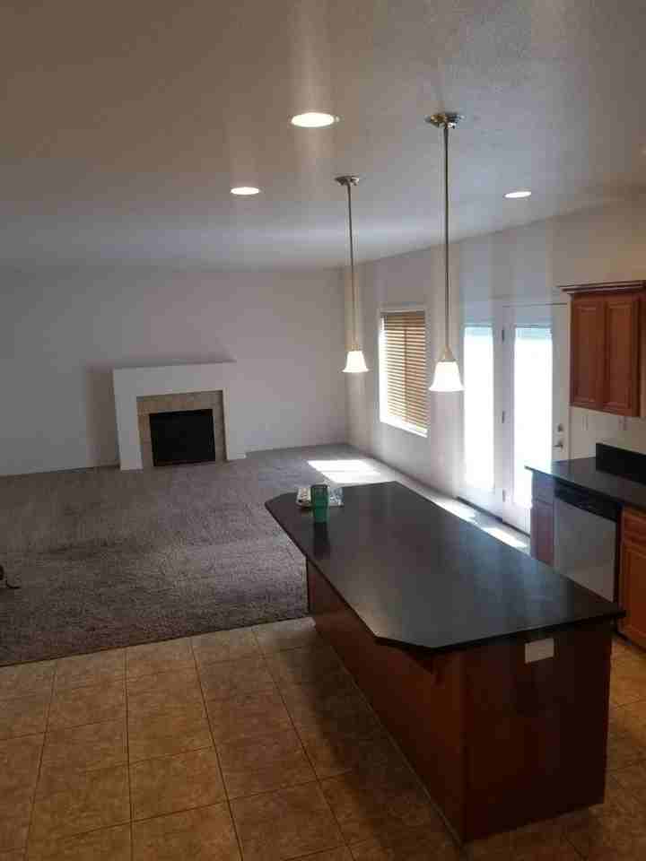 4727 W Warbler St - Photo 6 of 21