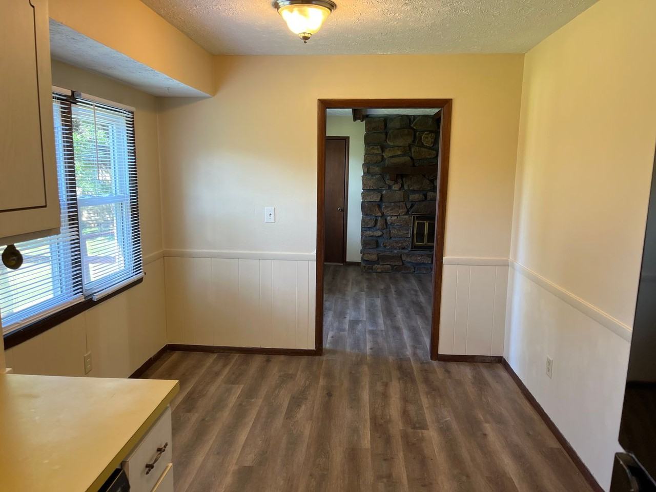 2935 S Roanoke Ave - Photo 5 of 18