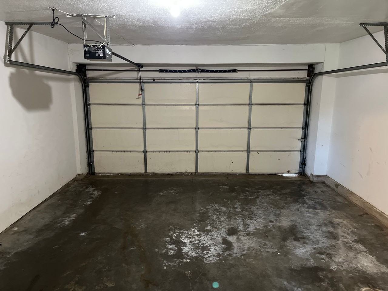 2935 S Roanoke Ave - Photo 6 of 18