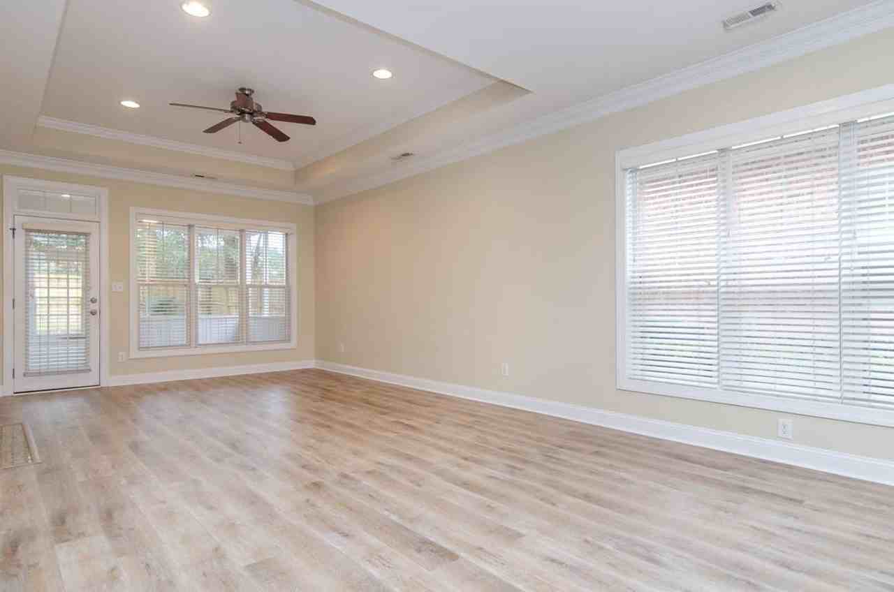 5040 Whitner Dr - Photo 4 of 22