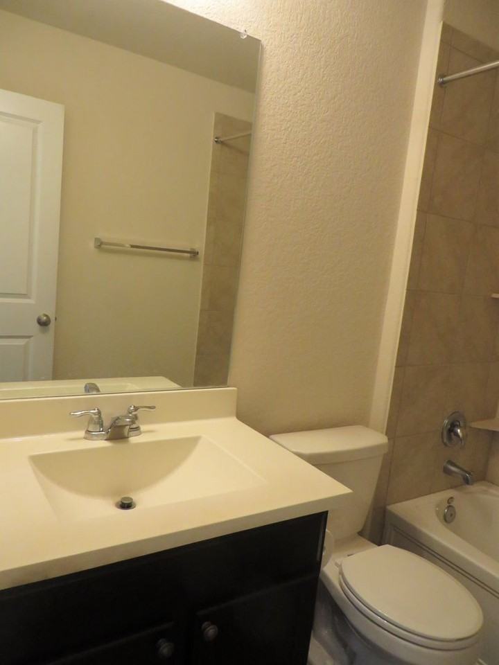 400 Major Lee Ln - Photo 7 of 22