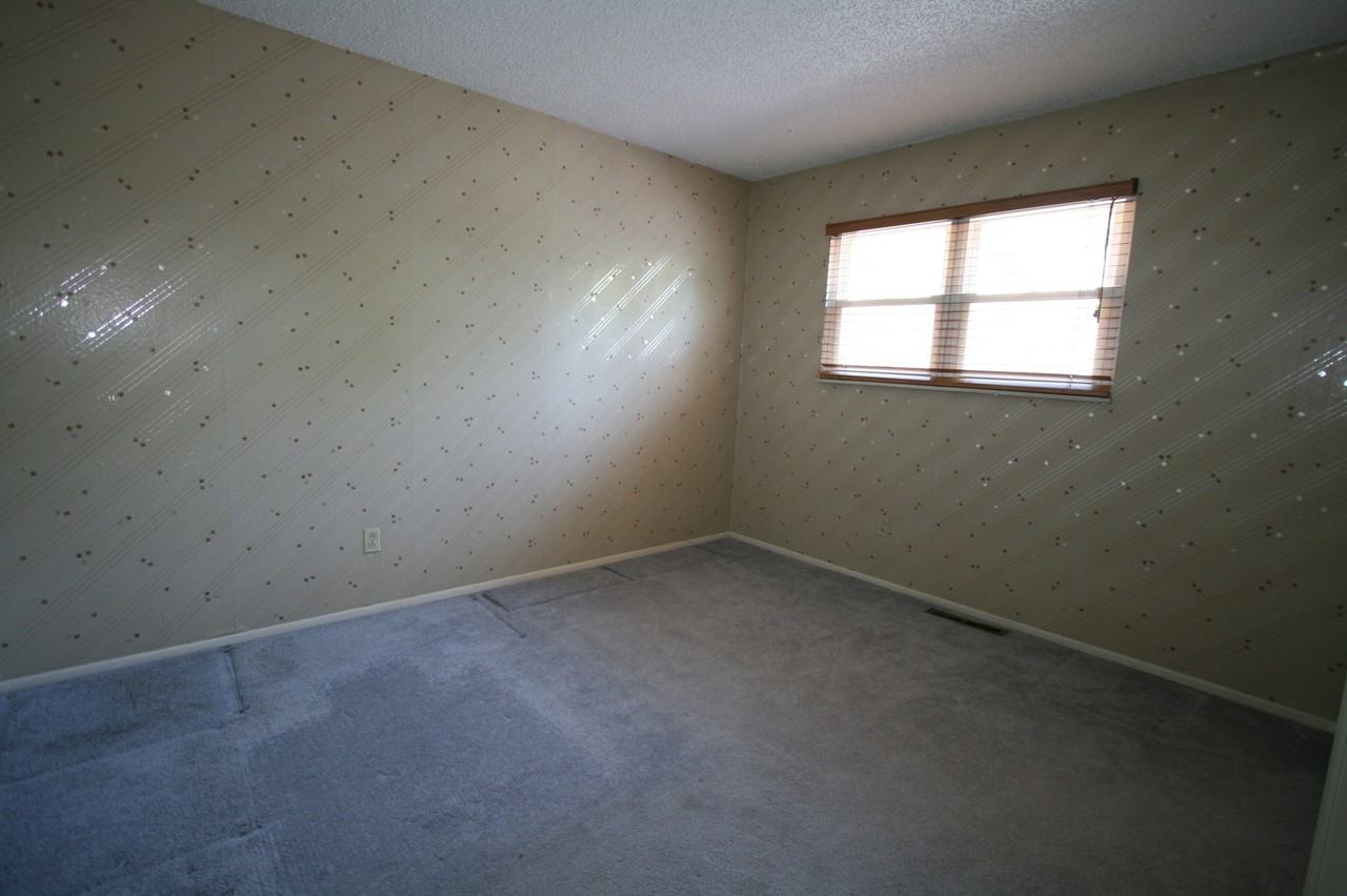 1092 Stanton St - Photo 7 of 16