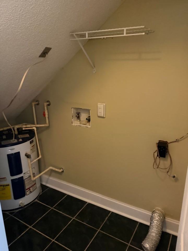 205 Saint Charles Pl - Photo 7 of 11