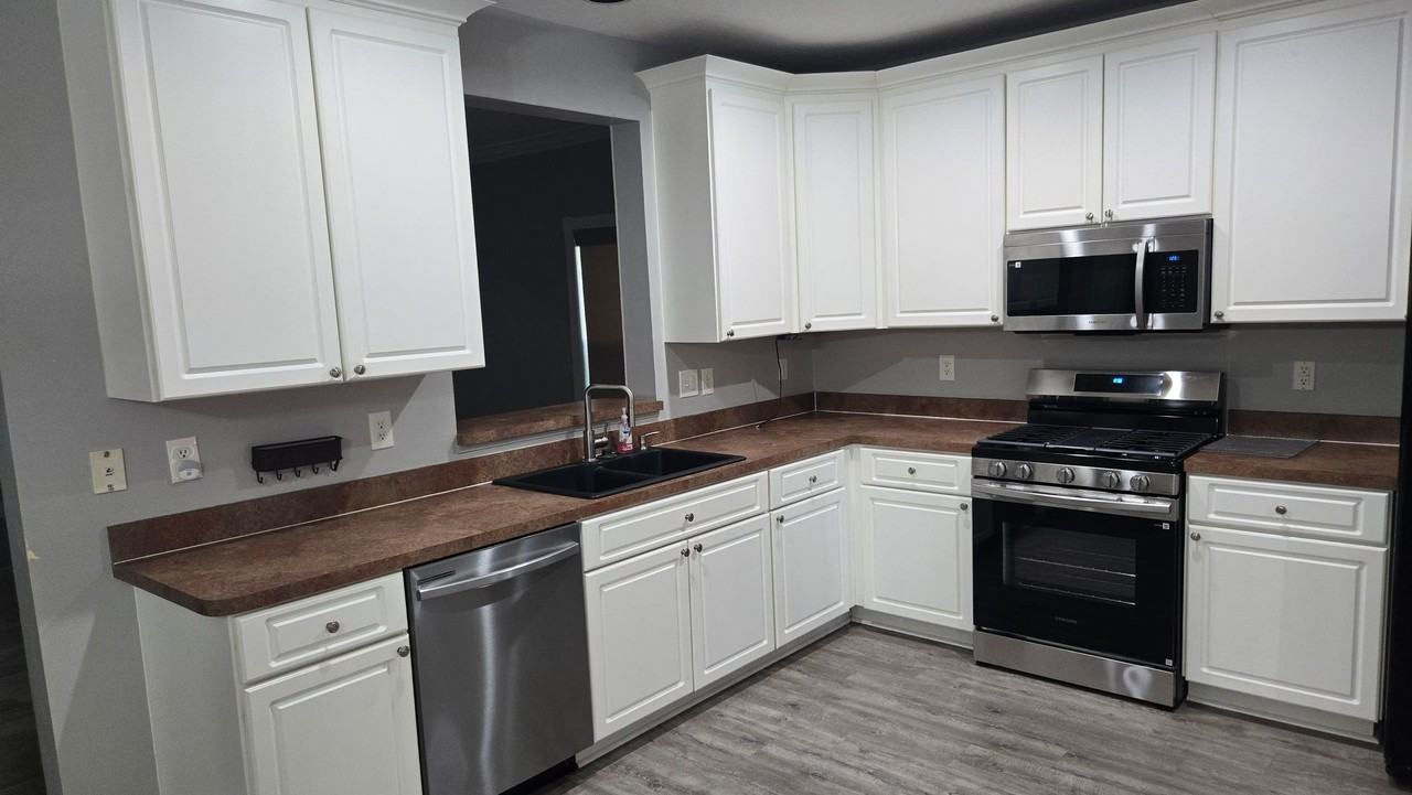 6202 Gannetdale Dr - Photo 5 of 25