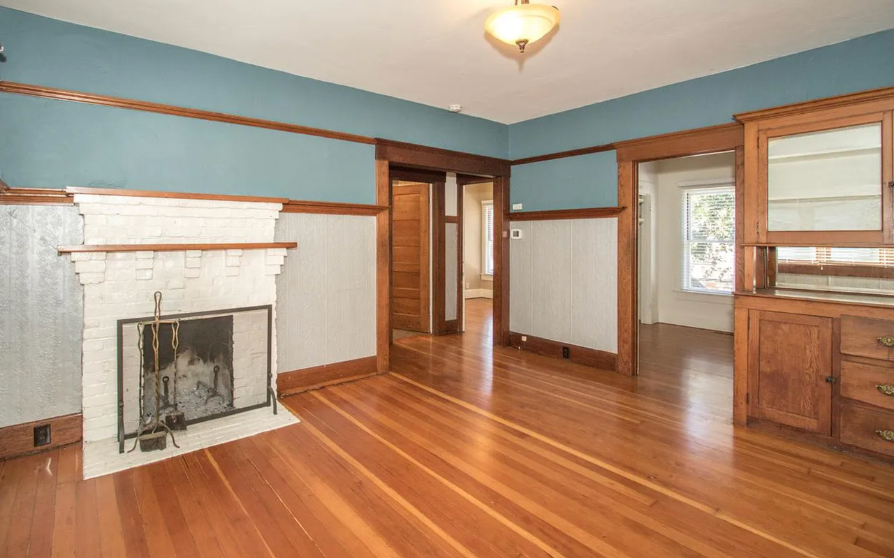 934 Ramona St - Photo 3 of 9