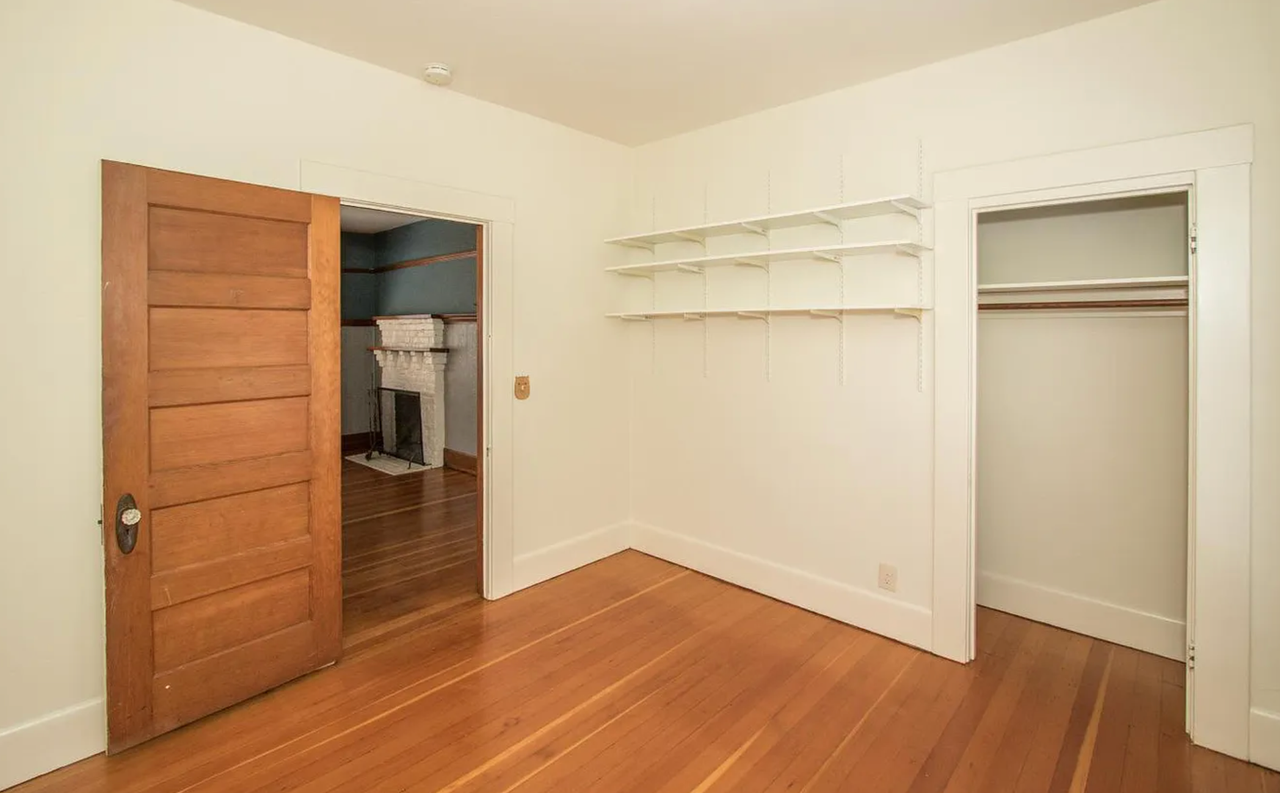 934 Ramona St - Photo 5 of 9