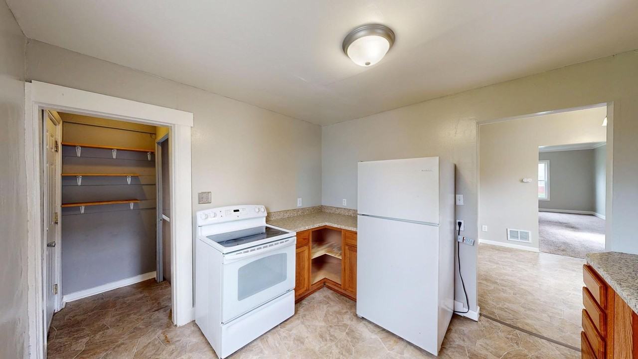 518 Myers St - Photo 7 of 18