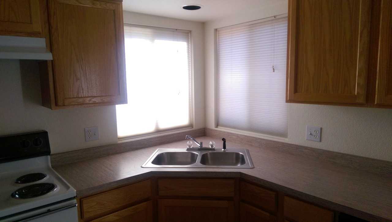 5907 Brennan Ave - Photo 3 of 9