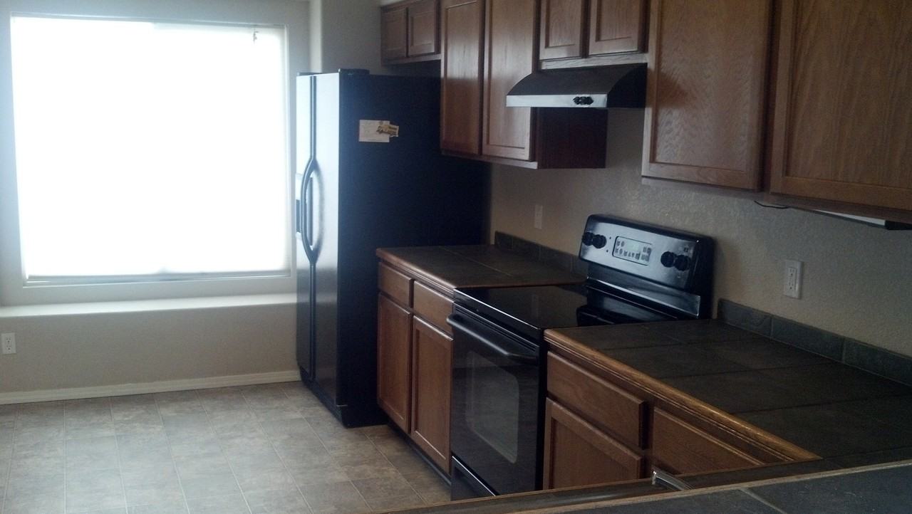 7432 Prythania Park Dr - Photo 4 of 14