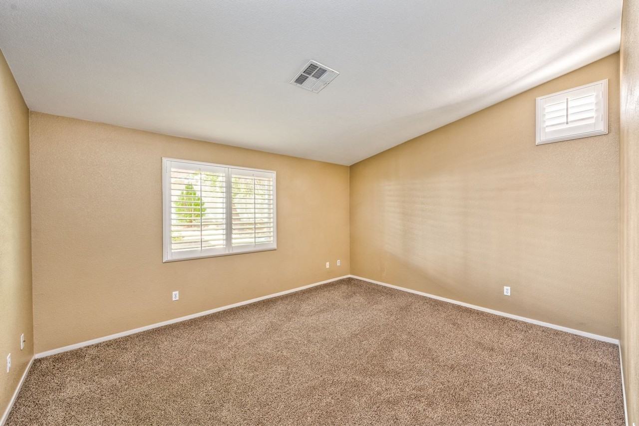 426 River Glider Ave - Photo 7 of 17