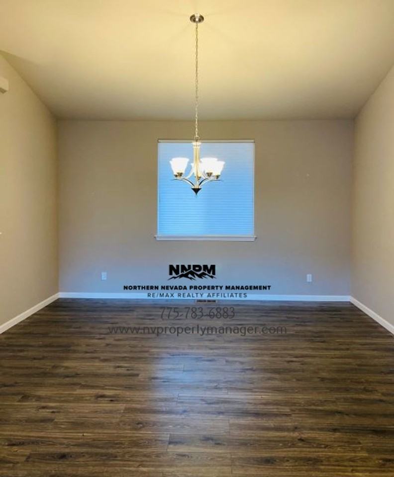 2858 Mac Dr - Photo 4 of 17