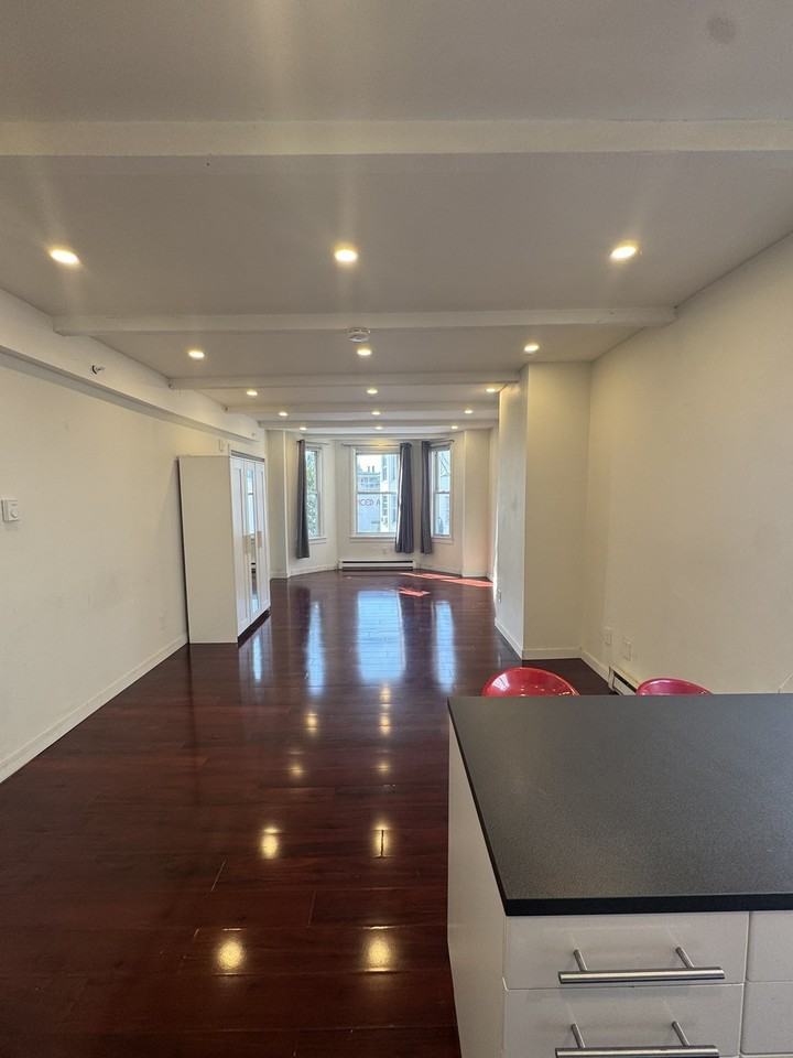 70 Bennington Street #3 - Photo 5 of 11