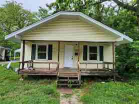 2345 N Prospect Ave - Photo 1 of 1