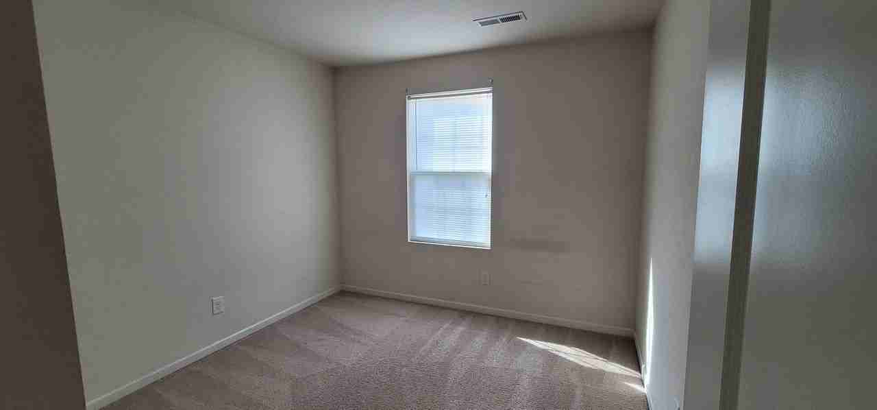 82 Aleah Ct - Photo 6 of 9