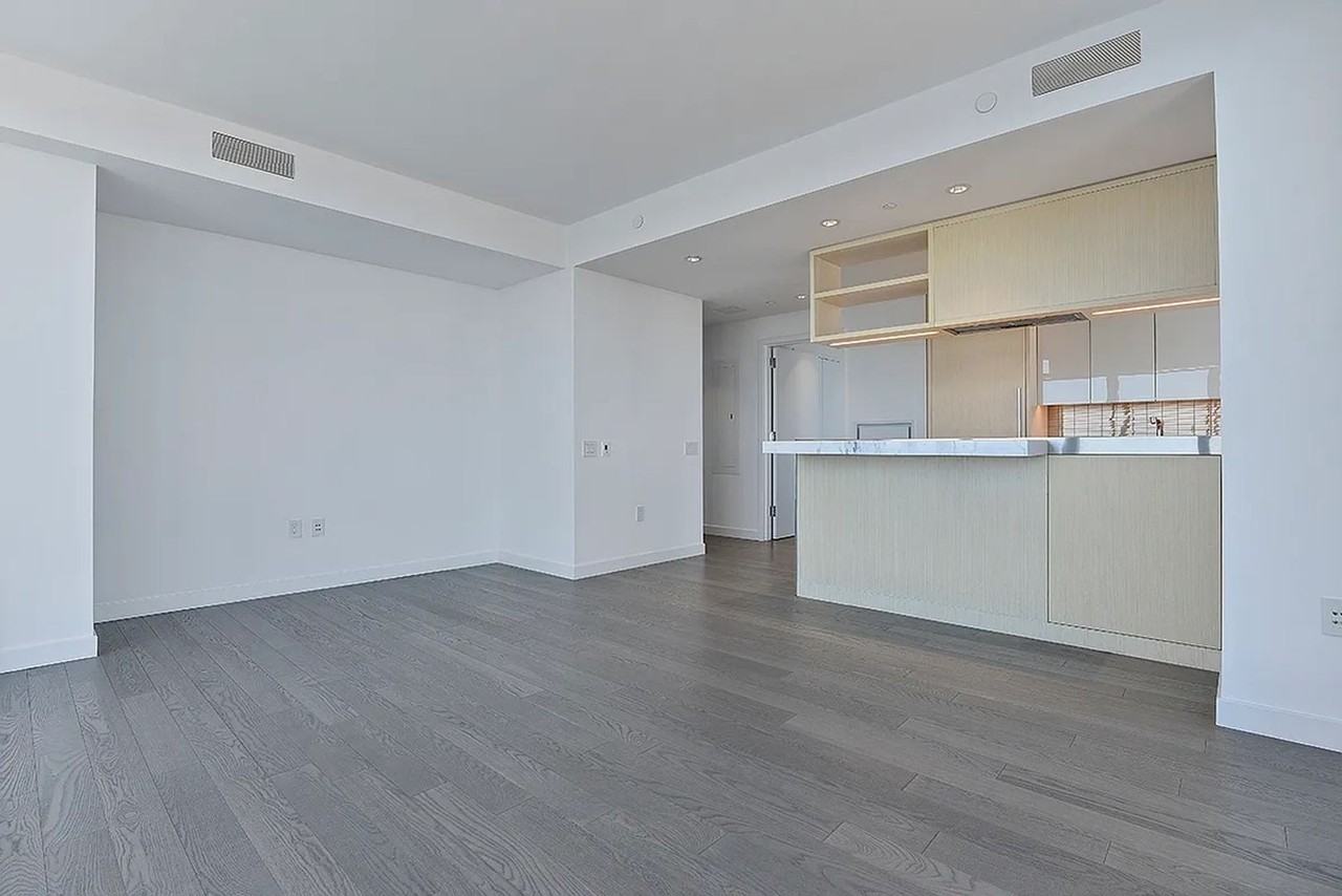 252 South St - Photo 5 of 9