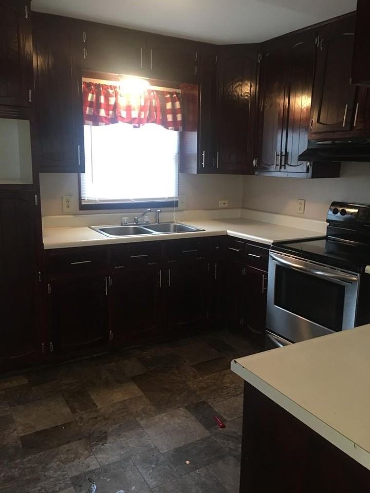 614 Terrace Dr - Photo 3 of 15
