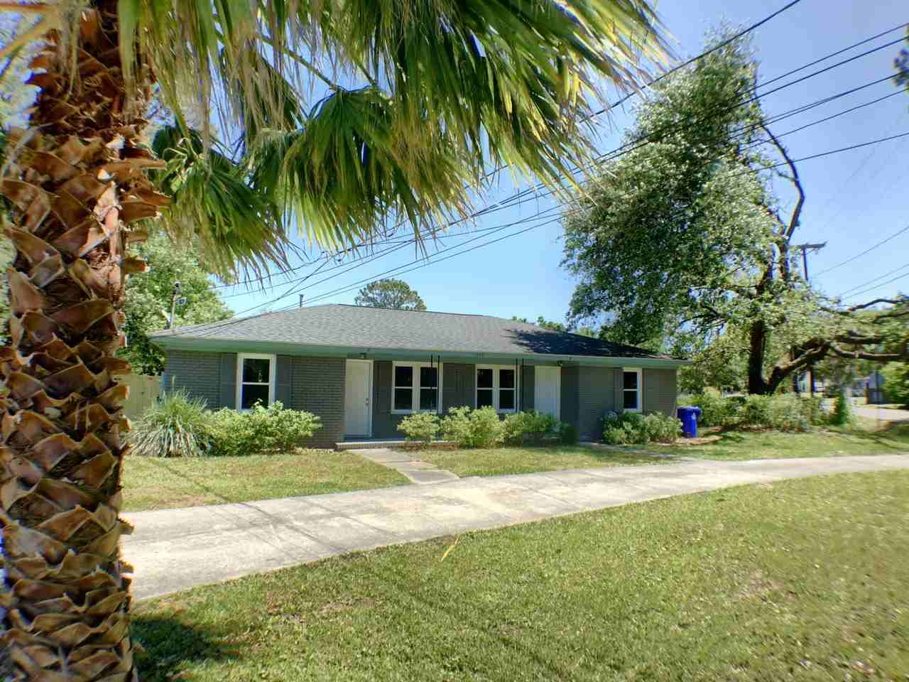 1559 Brookbank Ave #B - Photo 3 of 13