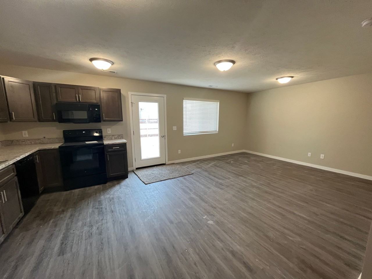 The Sandhills Townhomes - Photo 6 of 9