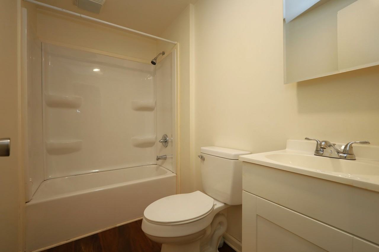 2226B Greenlee St - Photo 6 of 6