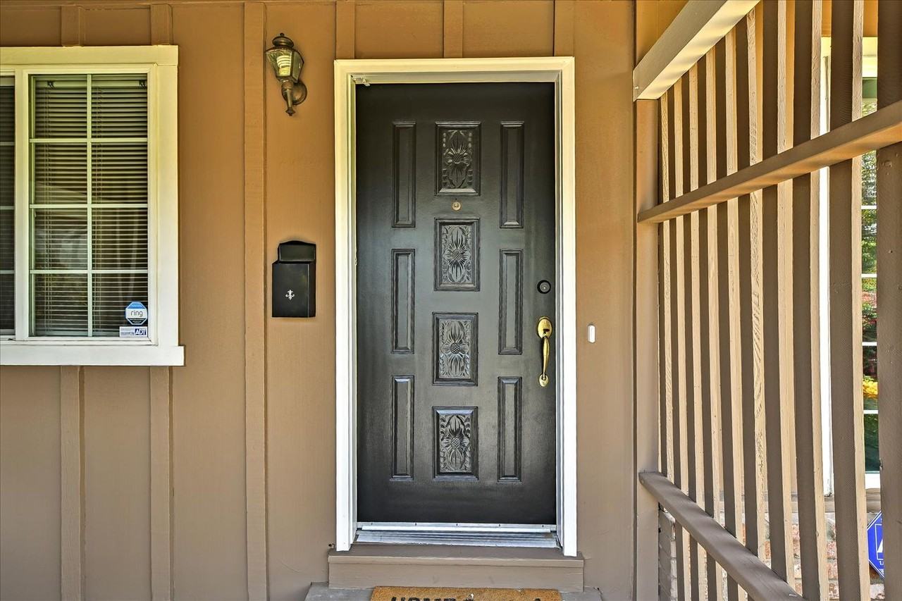 1411 Santa Fe Dr - Photo 2 of 33