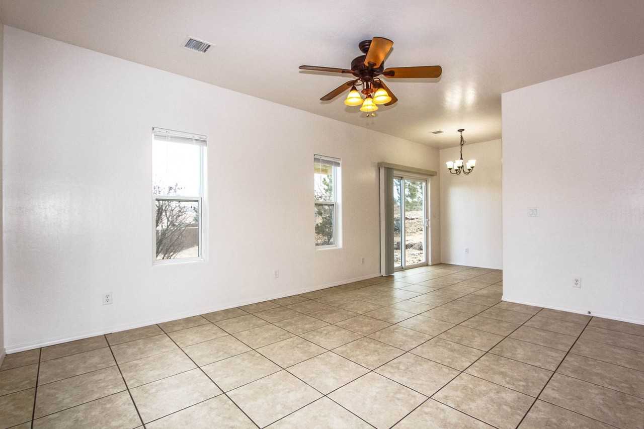 13011 E Cobb Ct - Photo 4 of 18