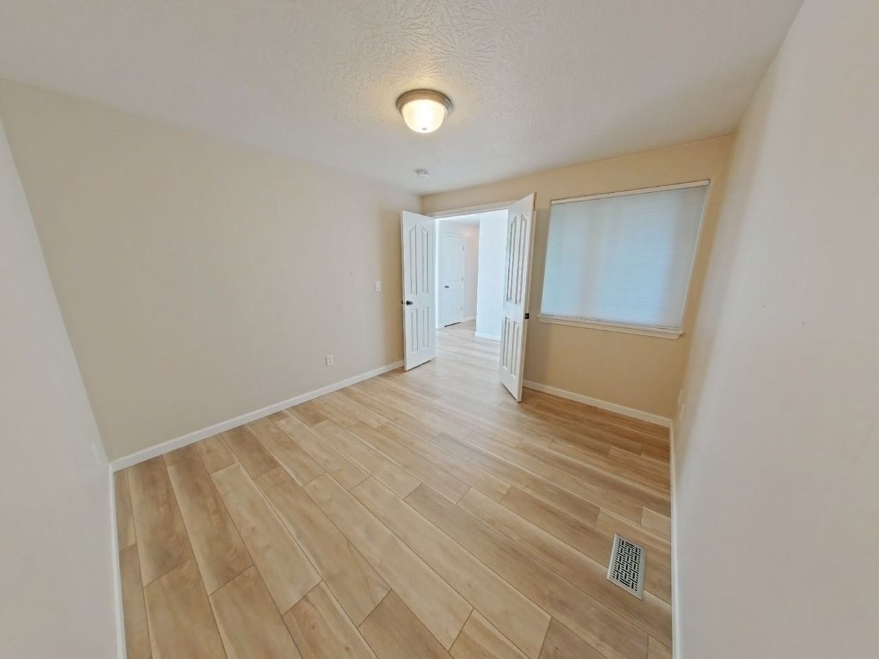 910 Arrow Leaf Ave - Photo 7 of 20
