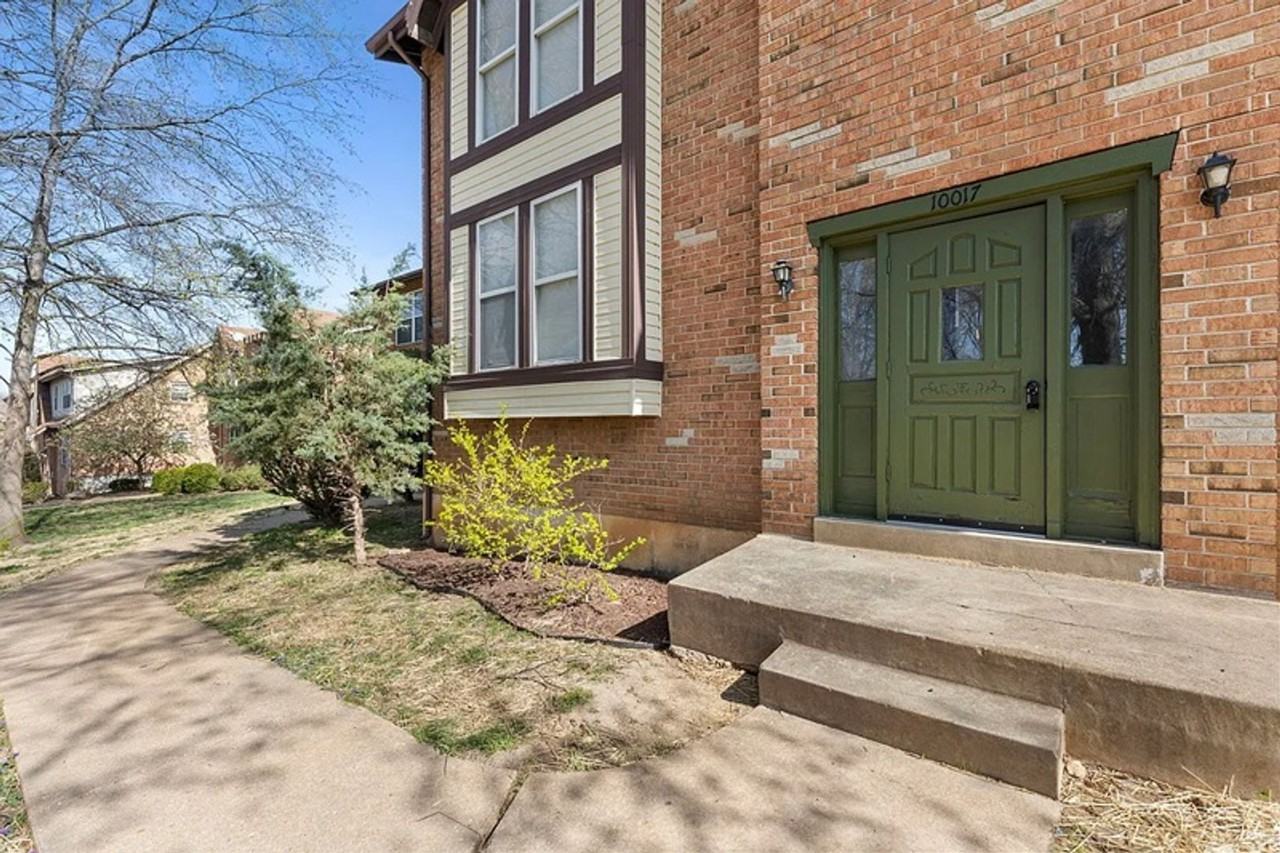 10017 Rodium Dr - Photo 2 of 13