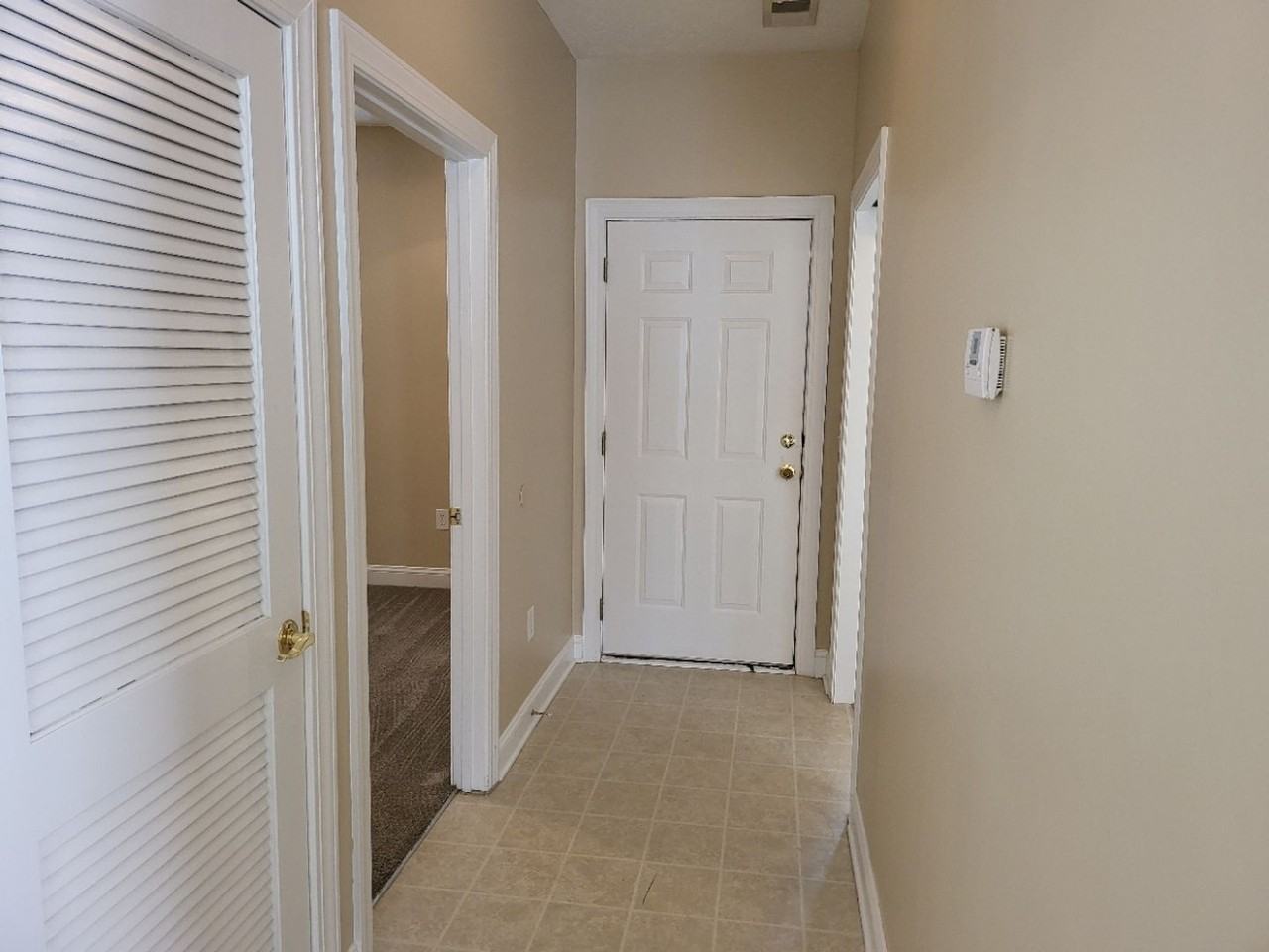 119 Fountain Pointe Ln #201 - Photo 3 of 17
