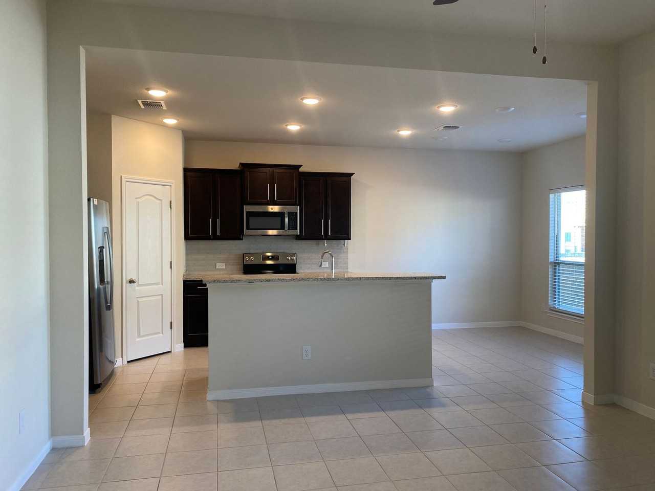 2220 Chia Ct - Photo 6 of 30