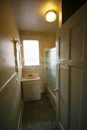 536 Wilson Ave - Photo 2 of 7