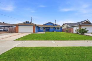 324 E Crystal View Ave - Photo 1 of 1
