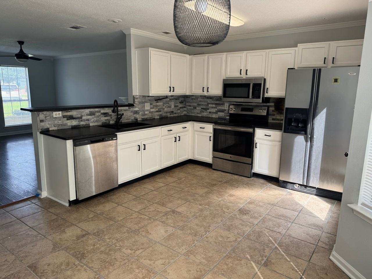 12607 Hunters Forest Cv - Photo 3 of 22
