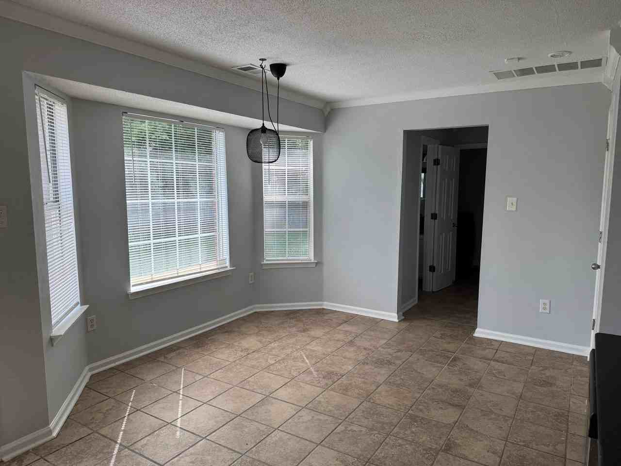 12607 Hunters Forest Cv - Photo 6 of 22