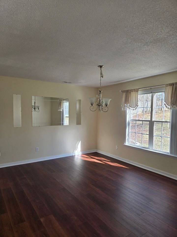 201 Dockside Dr - Photo 5 of 33