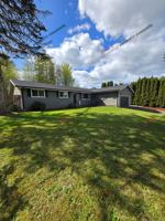 featured image of 212 Galaxie Rd