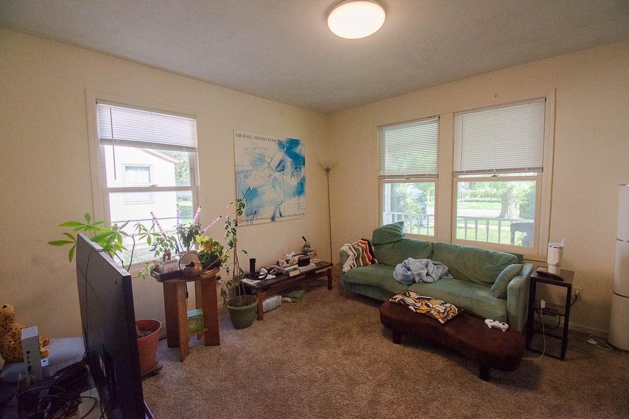 802 2nd St Nw - Photo 3 of 14