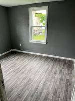 featured image of 453 E Walnut St