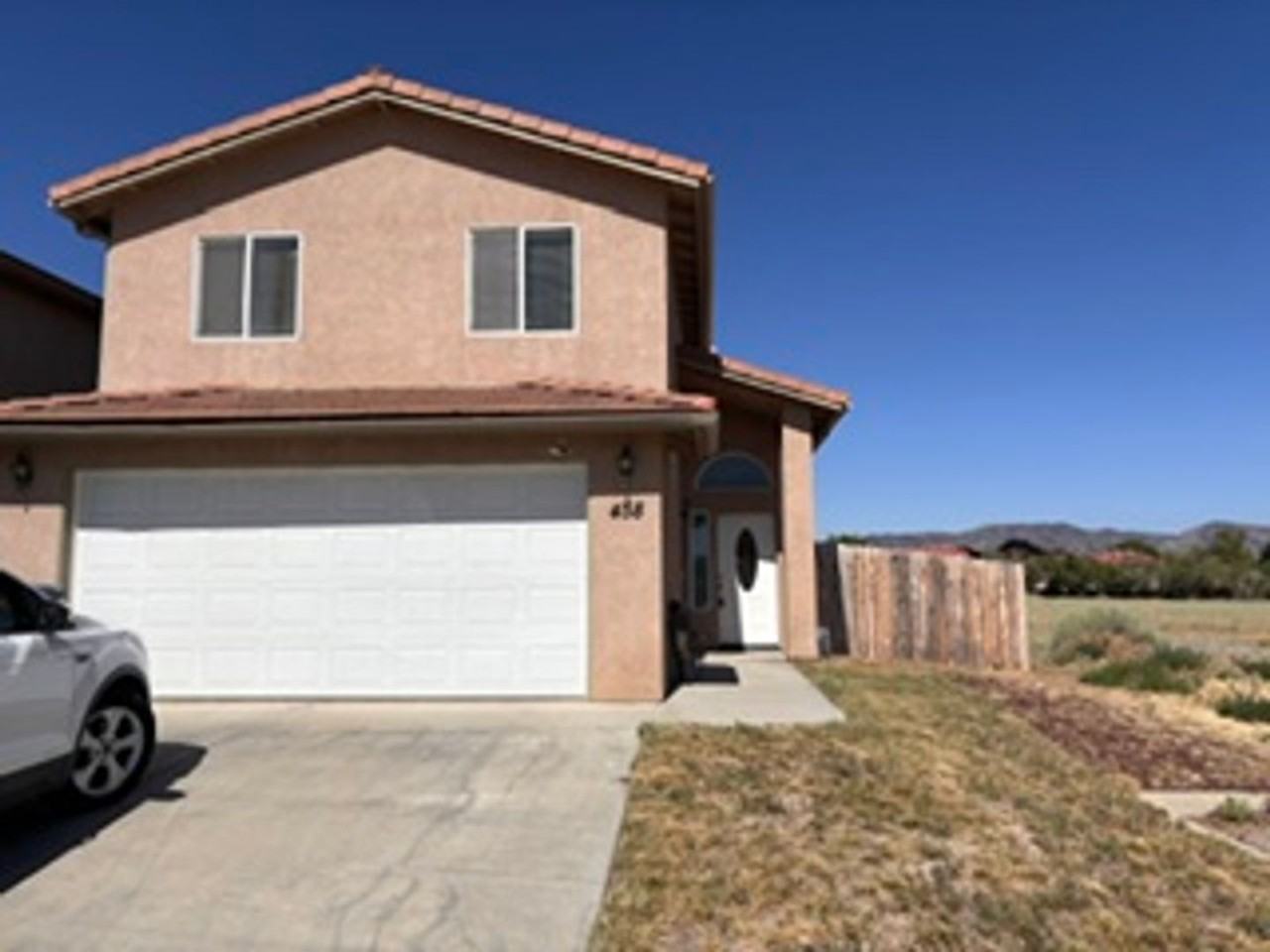 458 Sherwood Pl - Photo 3 of 35
