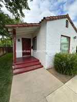 featured image of 261 W 19th St