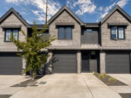featured image of 13121 Ne 71st Pl