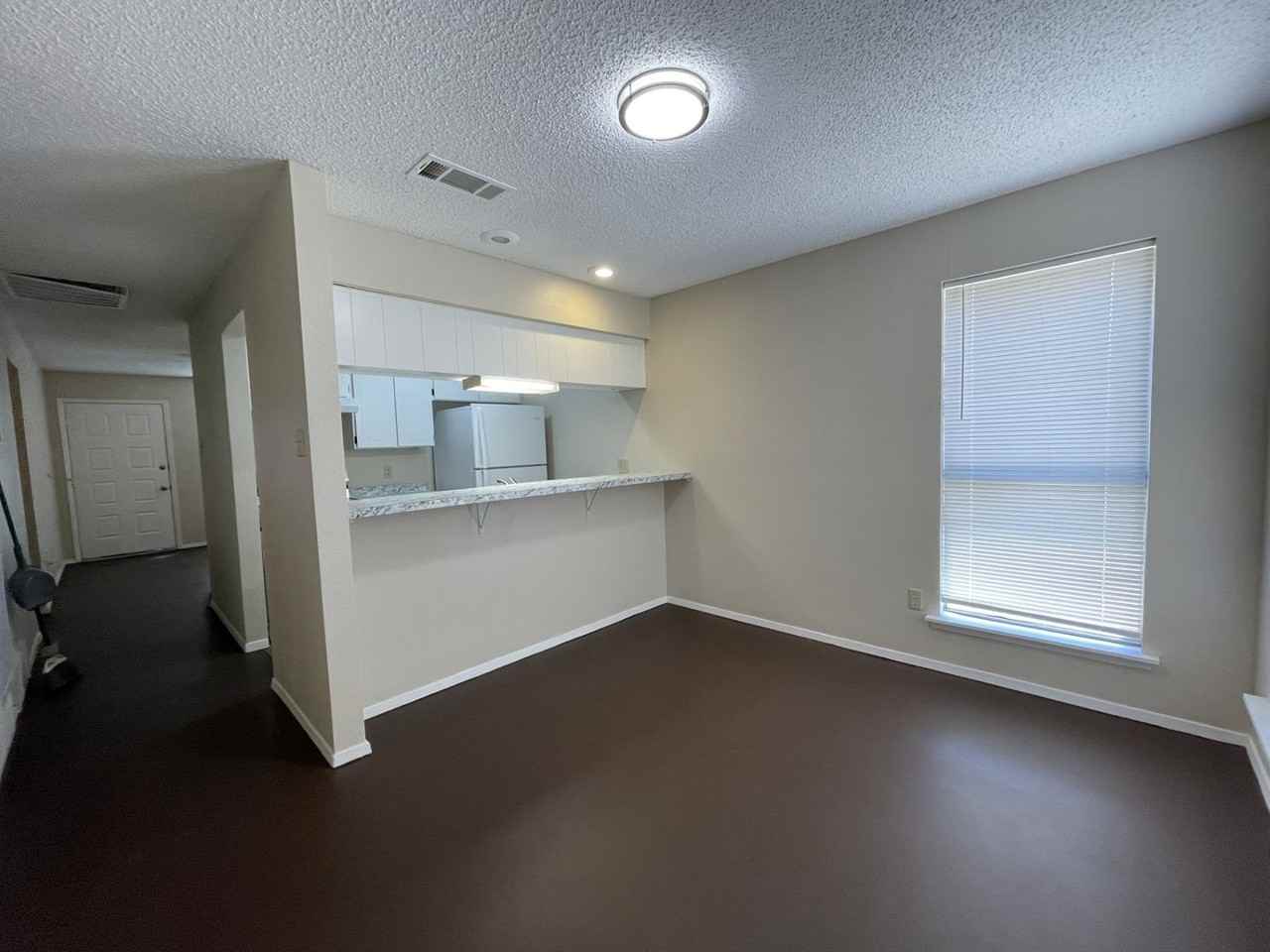 2508 Lido Ln - Photo 5 of 10