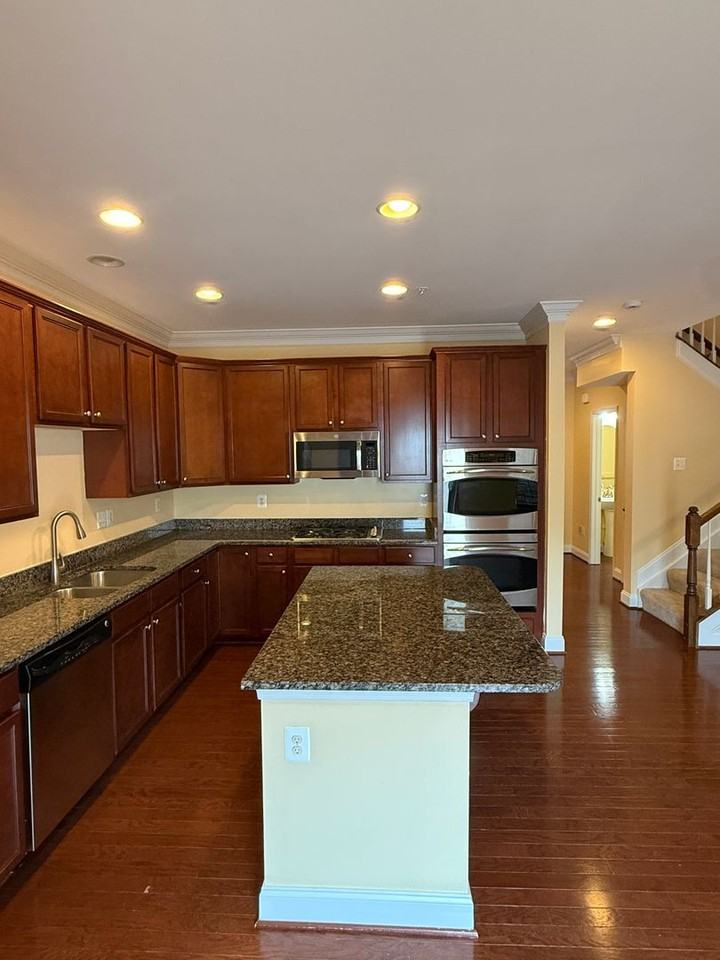 8894 Purple Iris Ln - Photo 7 of 29