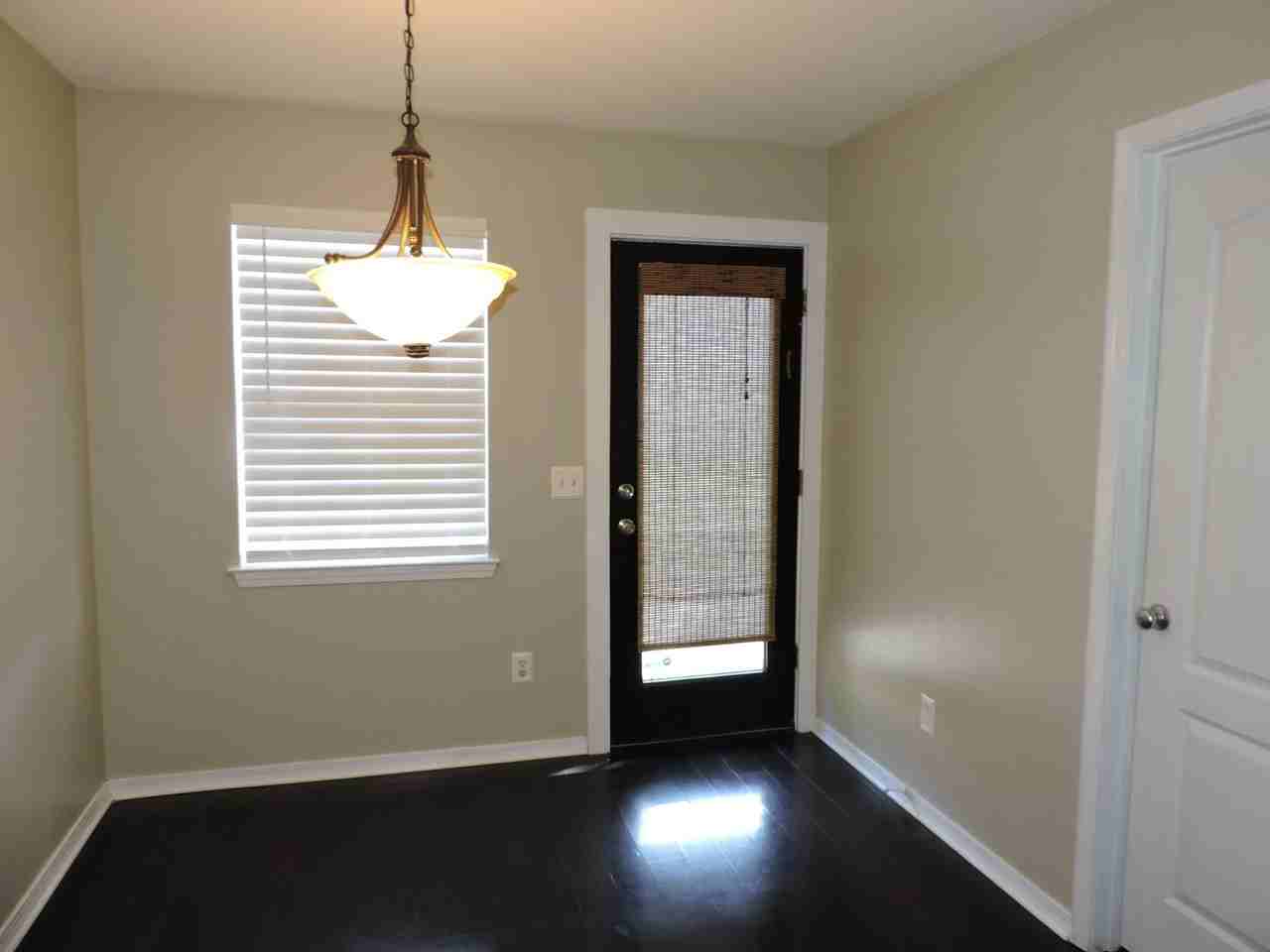 147 Creekview Dr - Photo 7 of 20