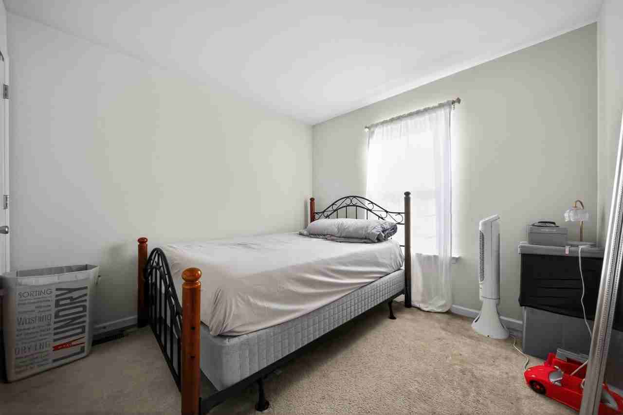 11 Faraday Ct - Photo 2 of 26